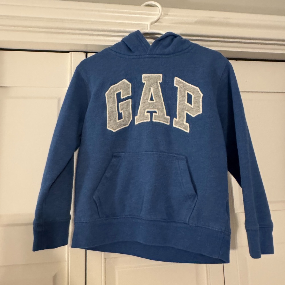 GAP Kids Blue Hoodie - Boys Size 5